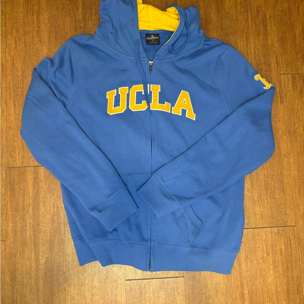 Colosseum Women's Blue and Yellow Jacket